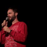 Le 29 novembre, la journée nationale des plateaux d’humour ?