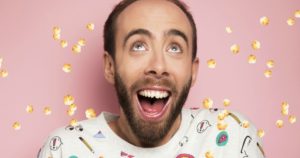Tristan Lopin dans Dépendance affective : la critique du spectacle sur Le spot du rire